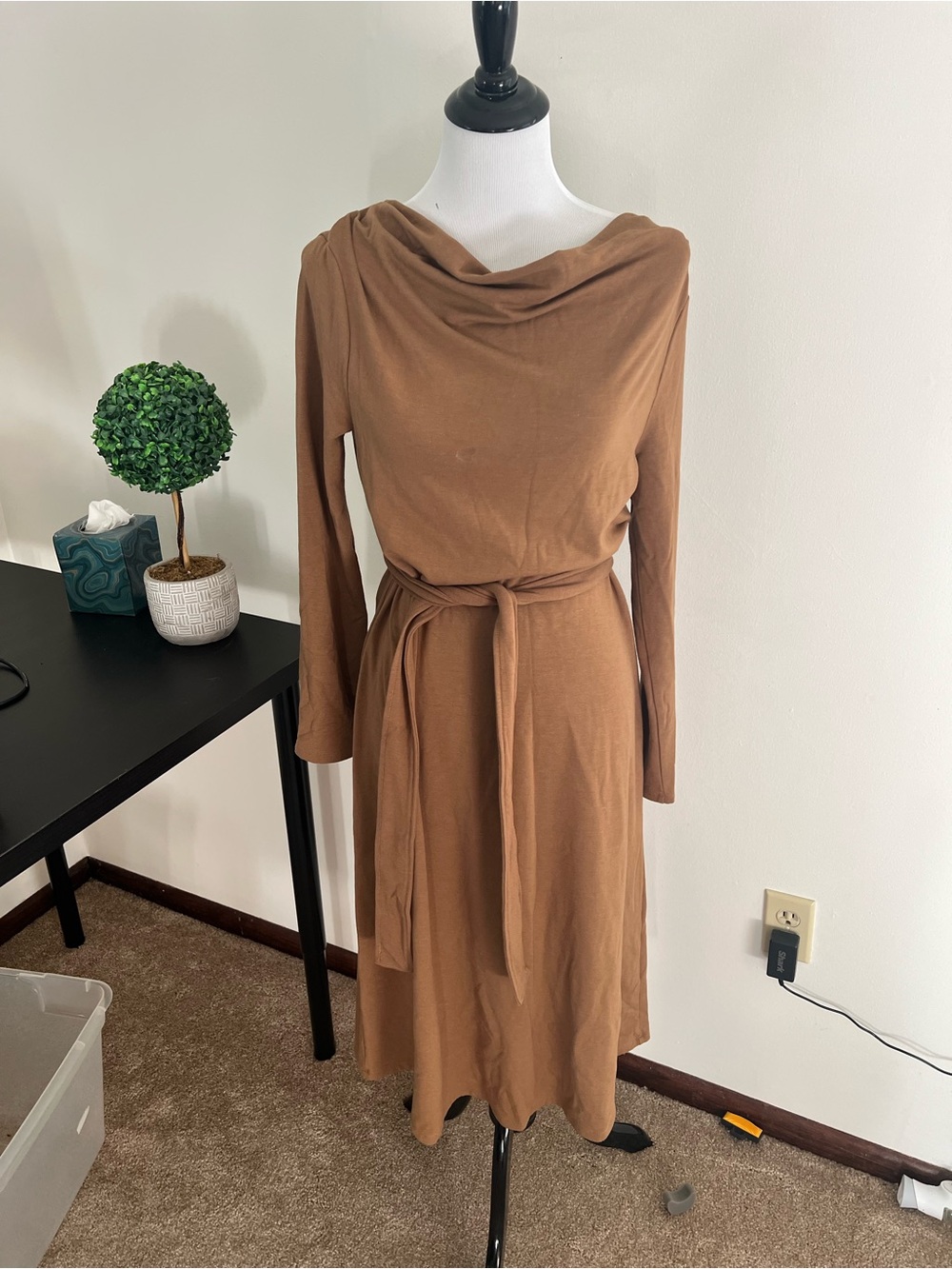 Classic Brown Long-Sleeve Belted Dress